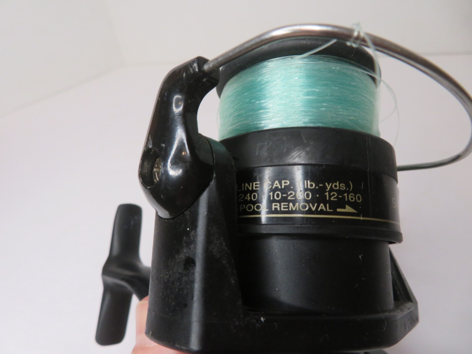 SHIMANO IX 4000R Fishing Spinning Reel 4.2:1 Black 12 LB Pre-Spooled