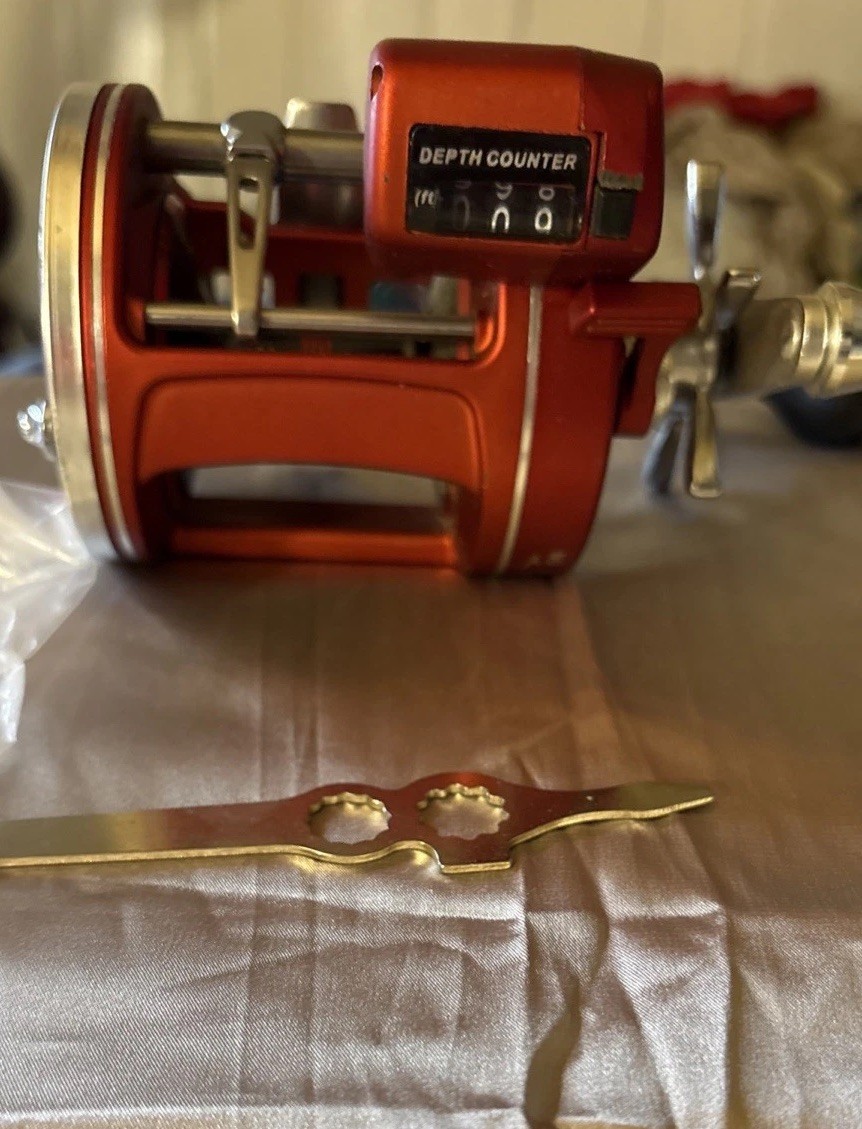 REELSKING ACL600-30D Baitcast Reel Red Silver 3.6:1 Star Drag Depth Counter