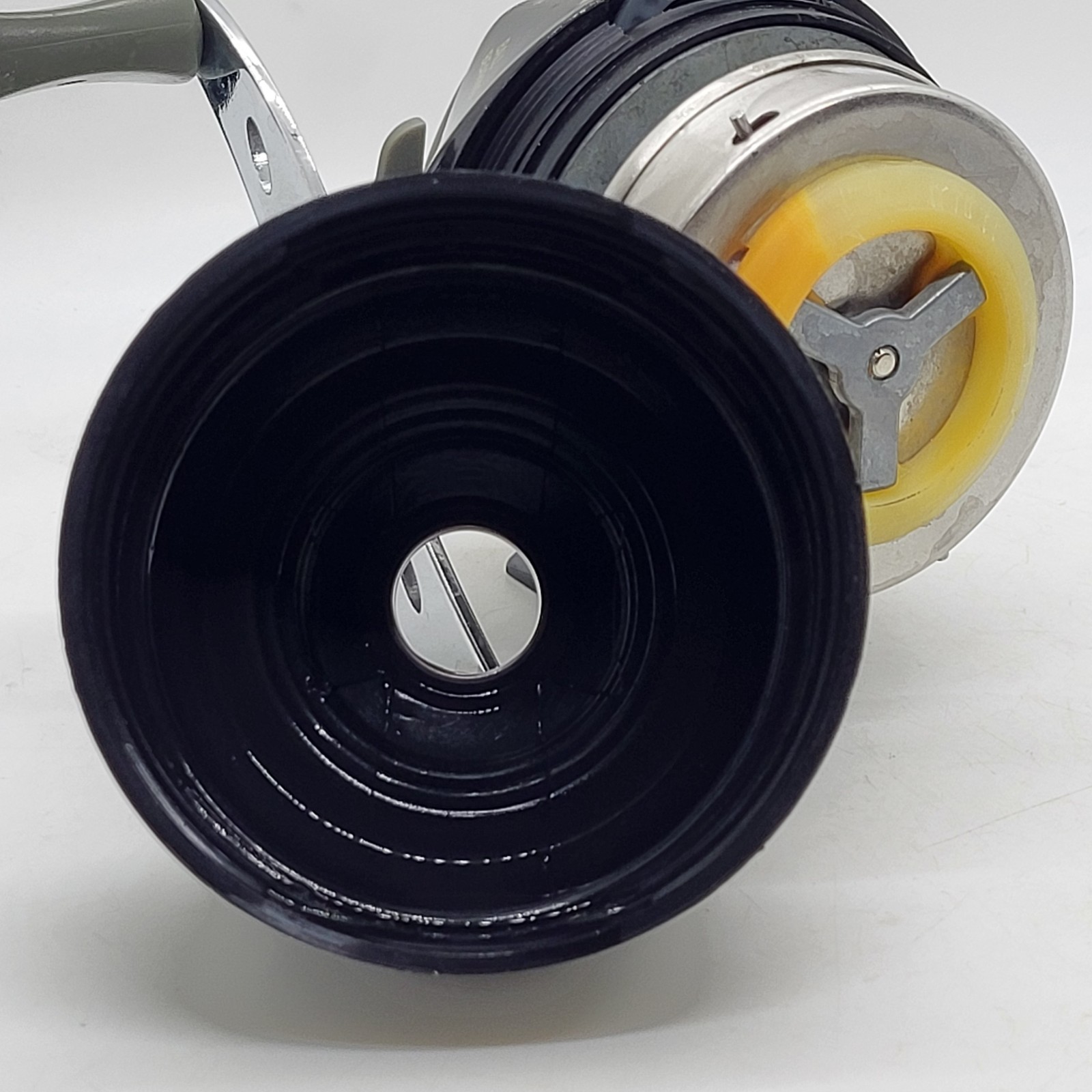 Shakespeare Tiger20 Closed Face Spin Fishing Reel 115 Yds/20 Lb Gear 3.2:1, Ex