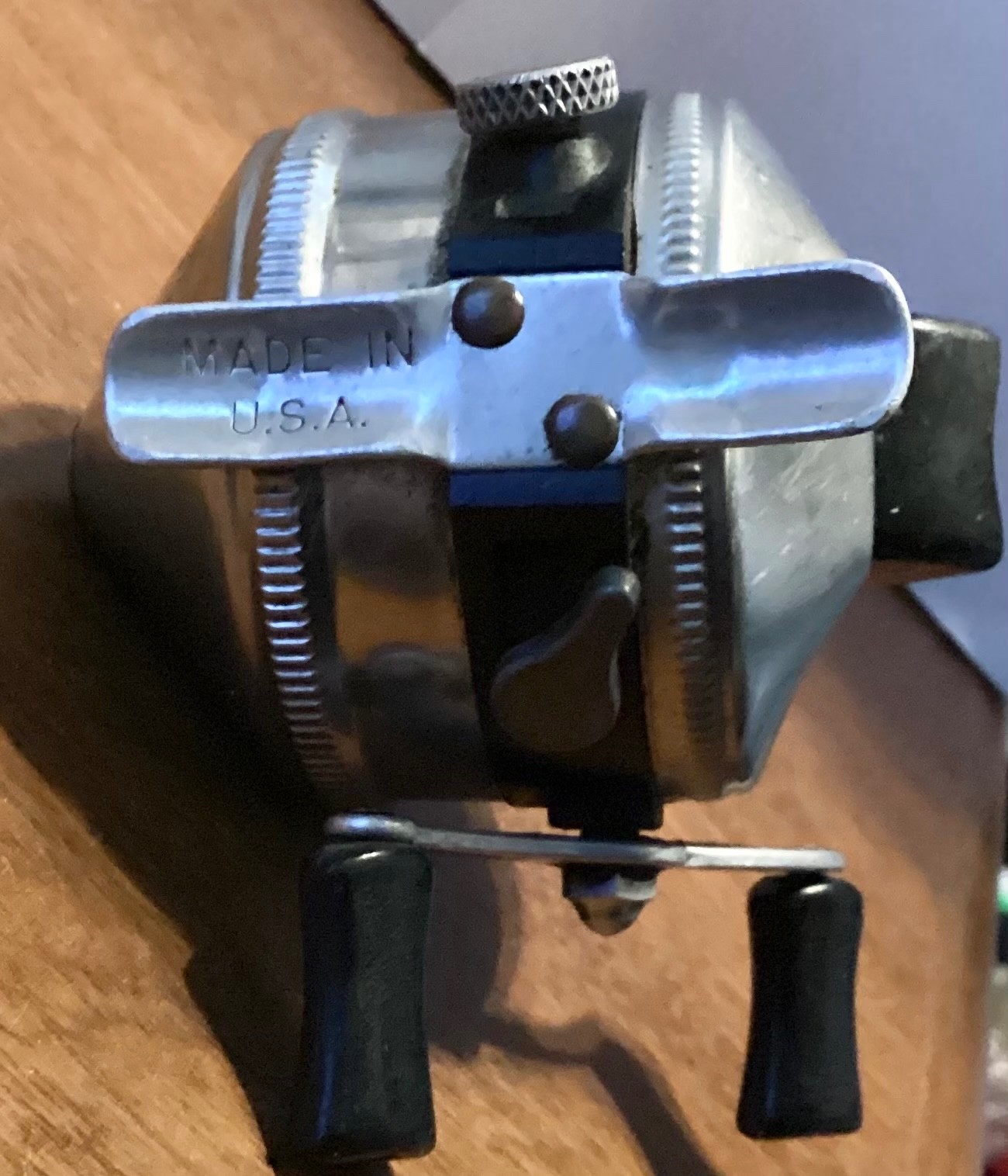 Vintage Zebco 33 Fishing Reel Made In USA Metal Foot 2 Rivets