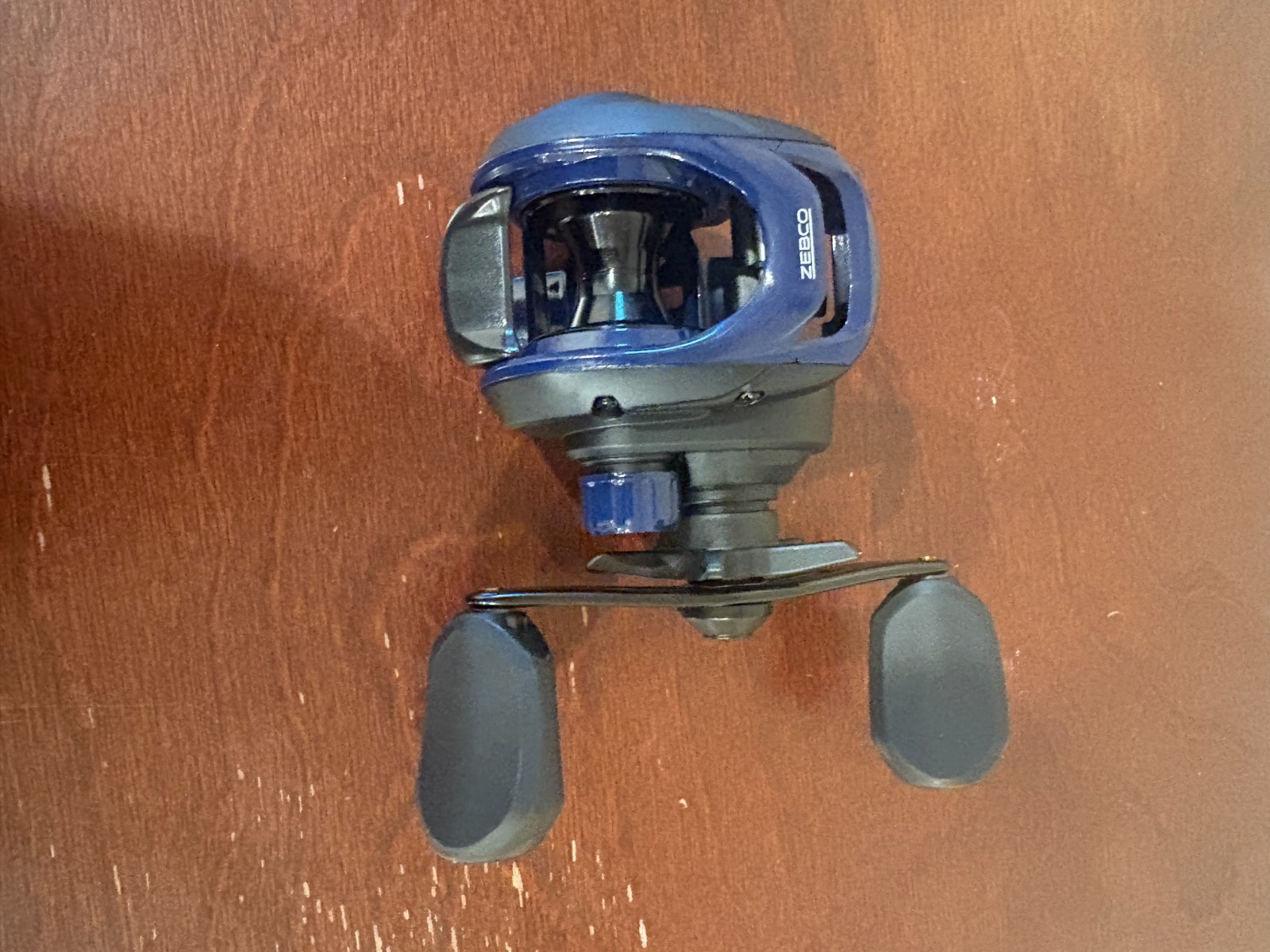 Zebco Nitrous 100 RH Baitcast Fishing Reel 6.1:1 3+1 Bearings Blue Black NEW