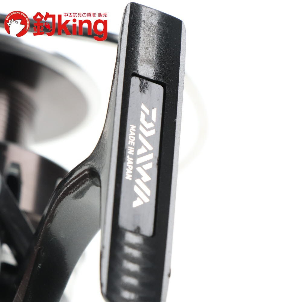 Daiwa 16 Catalina 5000H Spinning Reel w/ Reel Stand – Used, From Japan