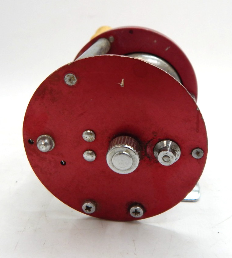 Vintage Compac 33 Bait Casting Open Fishing Reel Level Wind