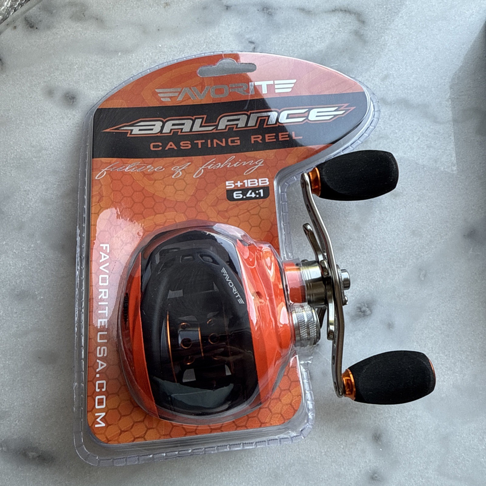 BALANCE Favorite Fishing CASTING REEL. 5+1BB. 6.4:1. NEW.