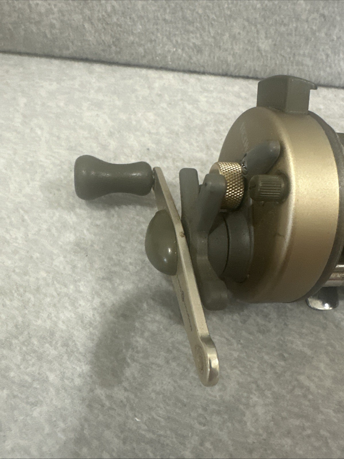 2 Vintage Quantum Iron IR3WL Baitcasting Reel 3 Ball Bearings All Metal ZEBCO