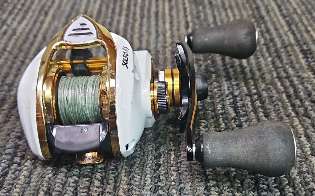 Favorite Fishing Soleus XCS Casting Reel 7.3:1 12/120 – White