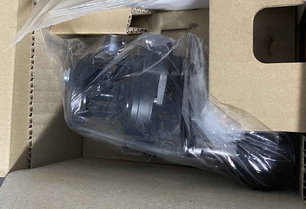 Daiwa Baitcasting Reel 19 CATALINA 15H Right 6.4:1 Fishing Reel IN BOX