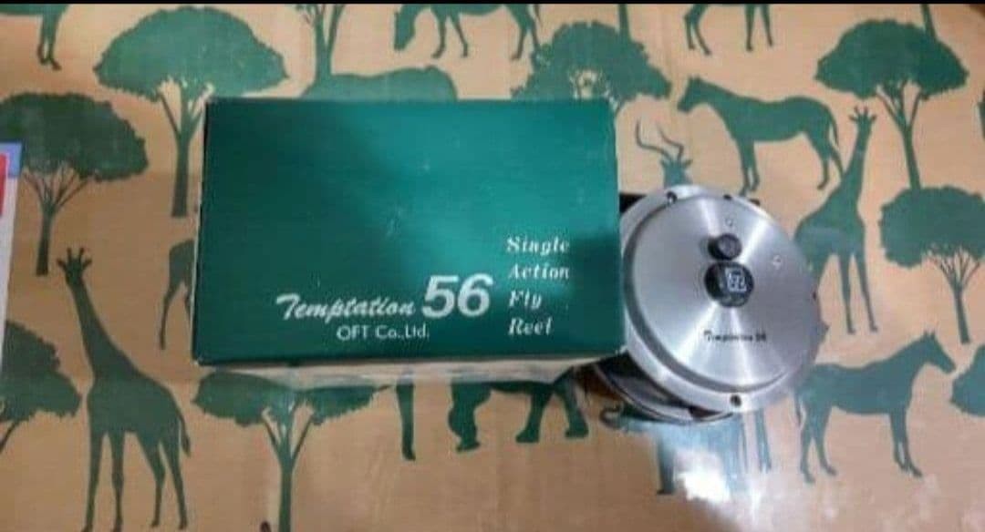 Fly fishing reel metallic