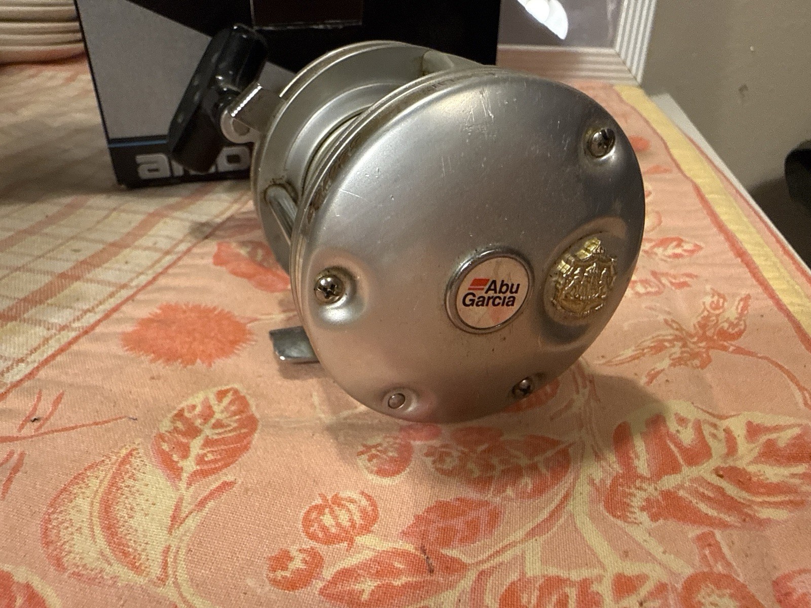 Abu Garcia Ambassadeur 5501 C3 Baitcast Reel 5.3:1 3BB 15lb Silver Box