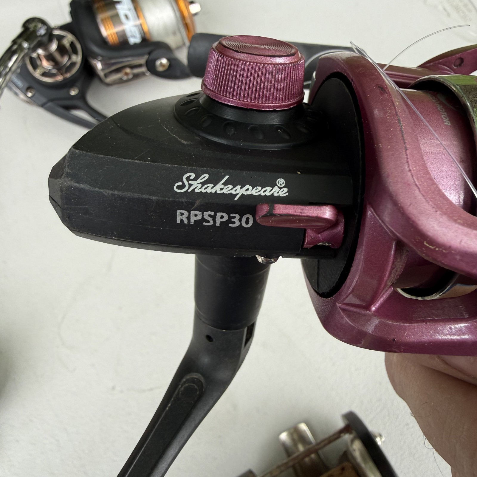 Lot of 8 Fishing Reels: Shakespeare Lady Fish, Spinning & Casting Reels – Mixed