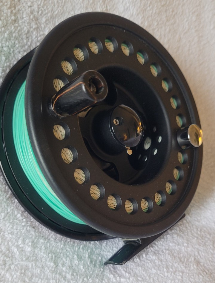 Okuma Integrity I 10/11 Fly Fishing Reel New in Original Box with paperwork