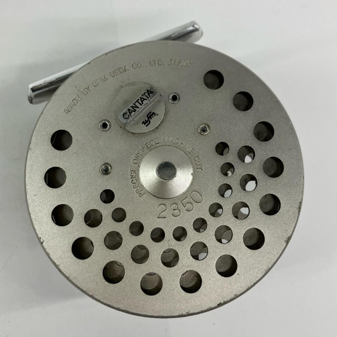 ufm UEDA CANTATA 2350 Fly Fishing Reel WF8F Click Drag Used Free Ship Japan