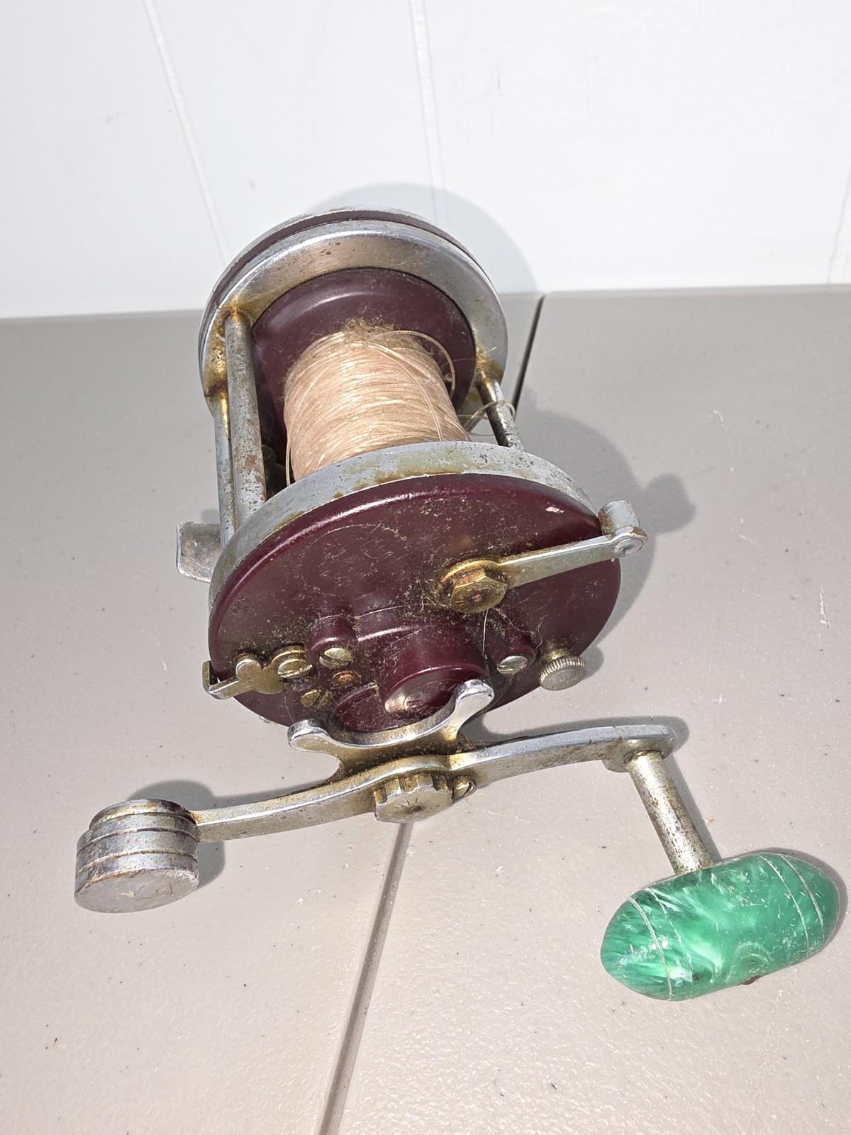 PENN Squidder 140 Vintage Fishing Reel Works Excellent