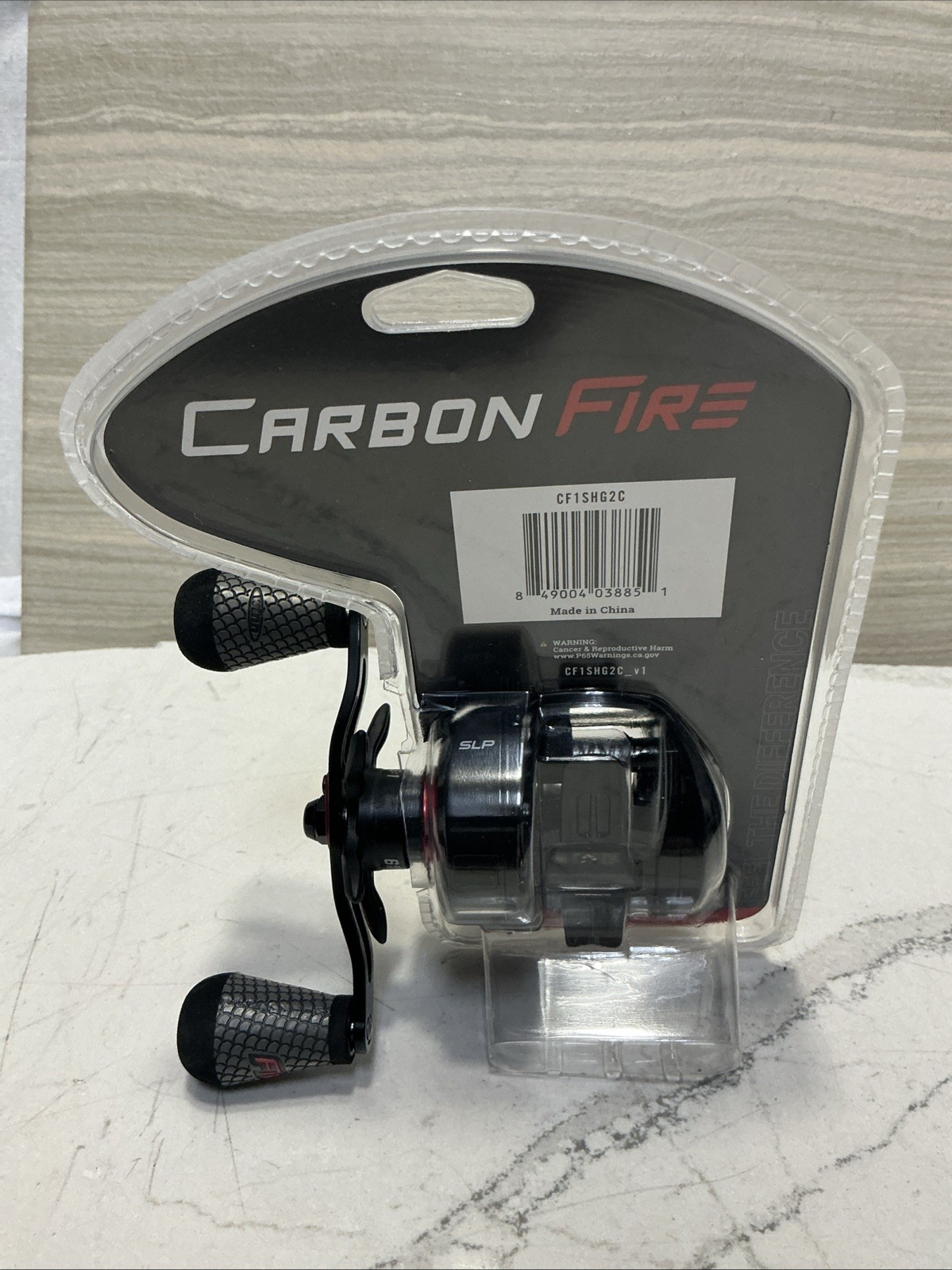 Lew’s Carbon Fire Baitcast Reel Right-Hand 7.5:1 Ratio 6-Bearing CF1SHG2C