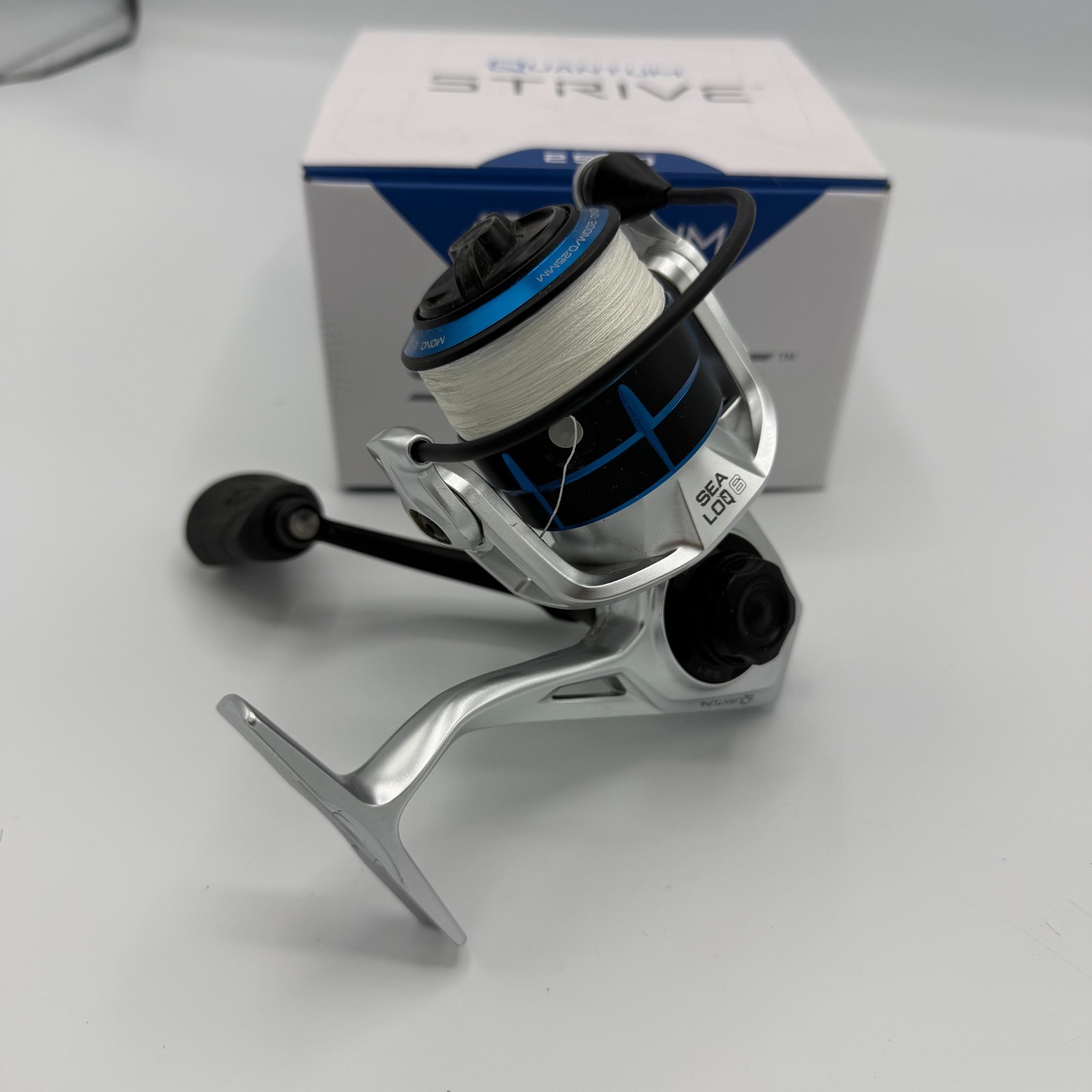 Quantum Strive 2500 Saltwater Spinning Reel with Braid & Freshly Serviced SV2500