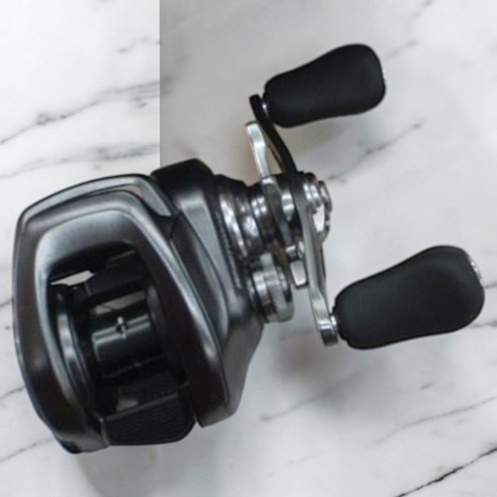 Shimano 22 Bantam RH Baitcasting Reel Used Excellent Condition From Japan