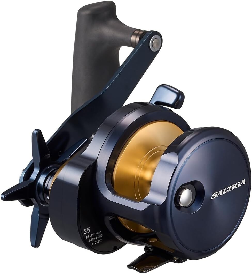Daiwa Baitcasting Reel 25 SALTIGA 35 Right 5.1:1 Fishing Reel IN BOX
