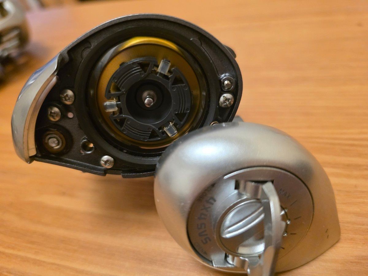 Shimano 04 Scorpion Mg Right Hand Baitcasting Reel Magnesium Body Japan