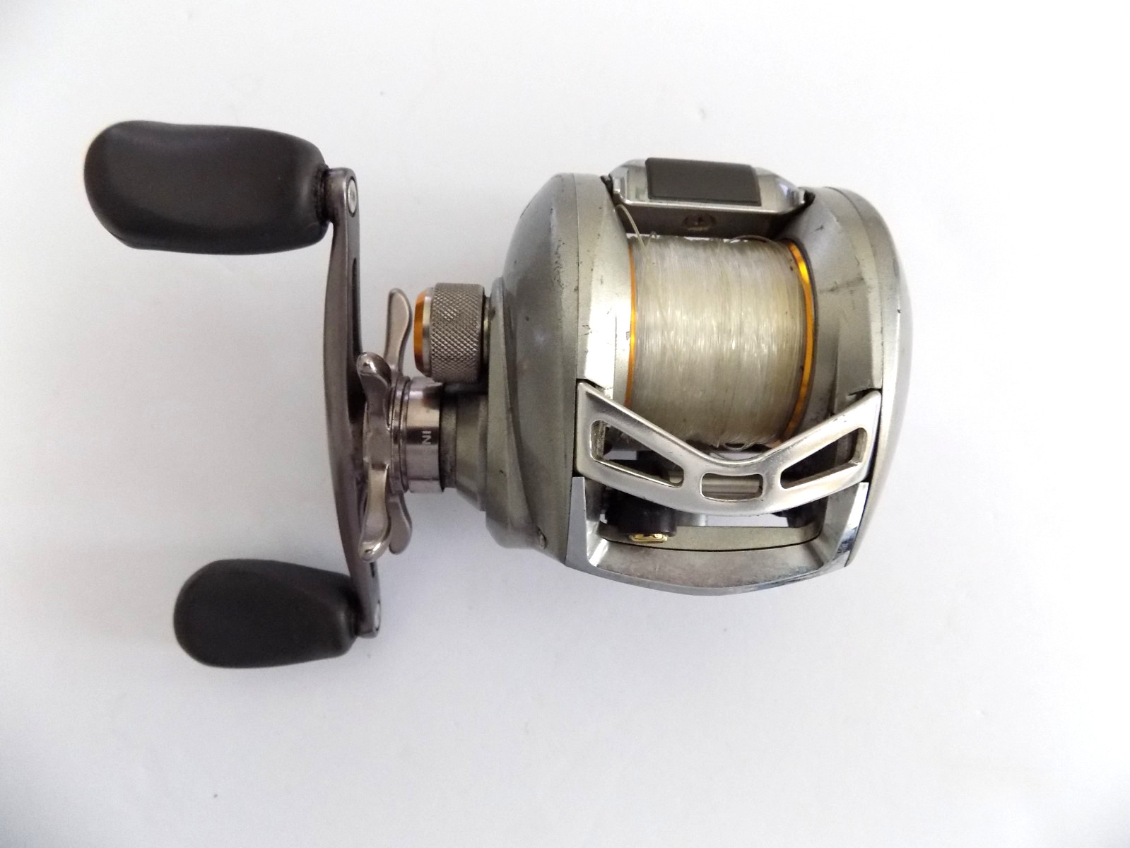 PFLUEGER SUMMITT WLP BAITCASTING REEL VERY FAST & VERY SMOOTH – #766i