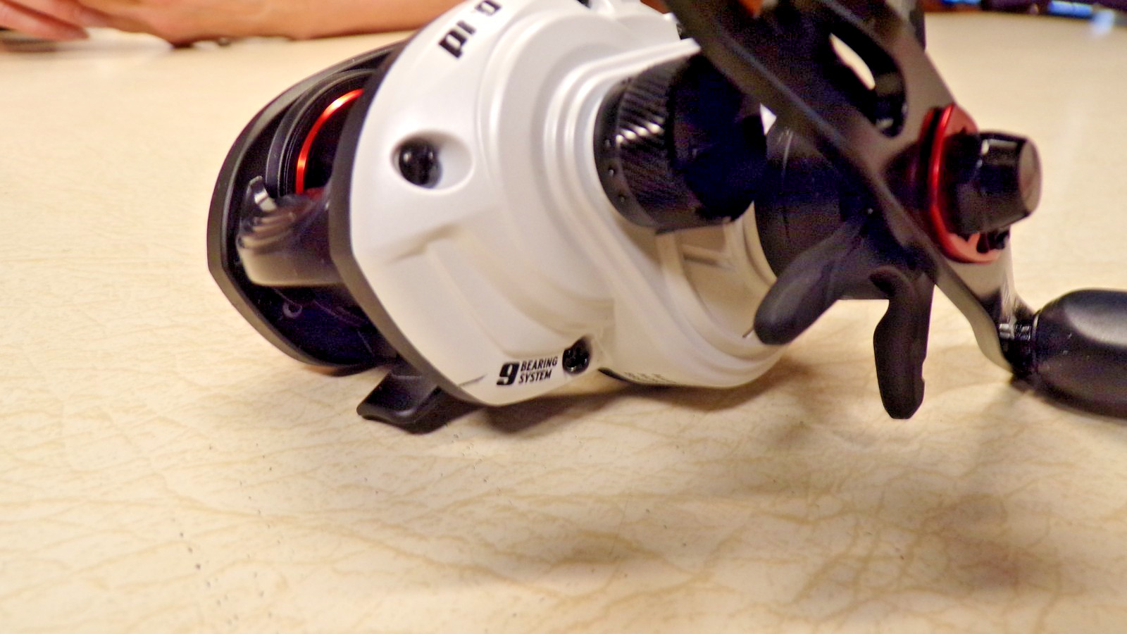 NEW – ABU GARCIA AMBASSADEUR MAX PRO REEL – 7:5:1 GEAR RATIO – 9 BALL BEARING.