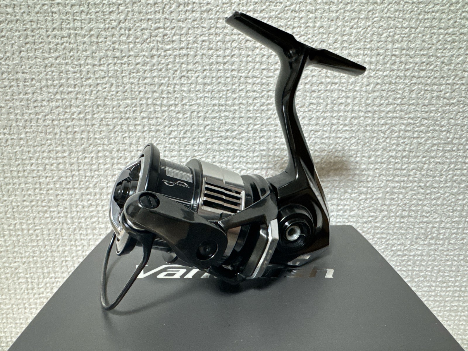 Spinning Reel 23 VANQUISH C2500S 5.1:1 Fishing Reel IN BOX