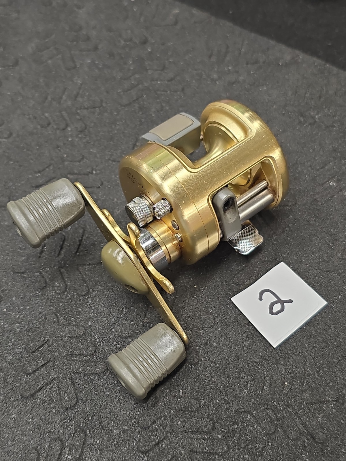 Vintage Shimano Calcutta 50 Gold Round Baitcasting Reel – Made In Japan #2