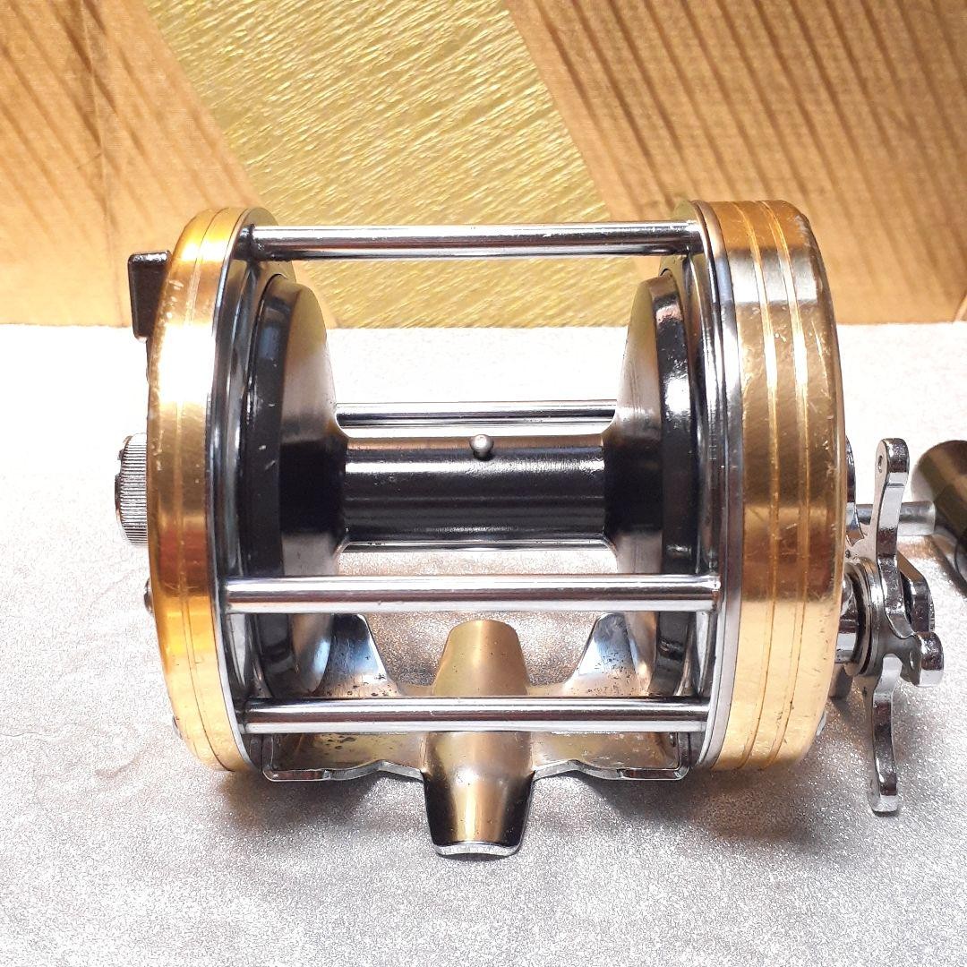 Daiwa Sealine 400 Vintage Baitcasting Reel Old Model Excellent Condition