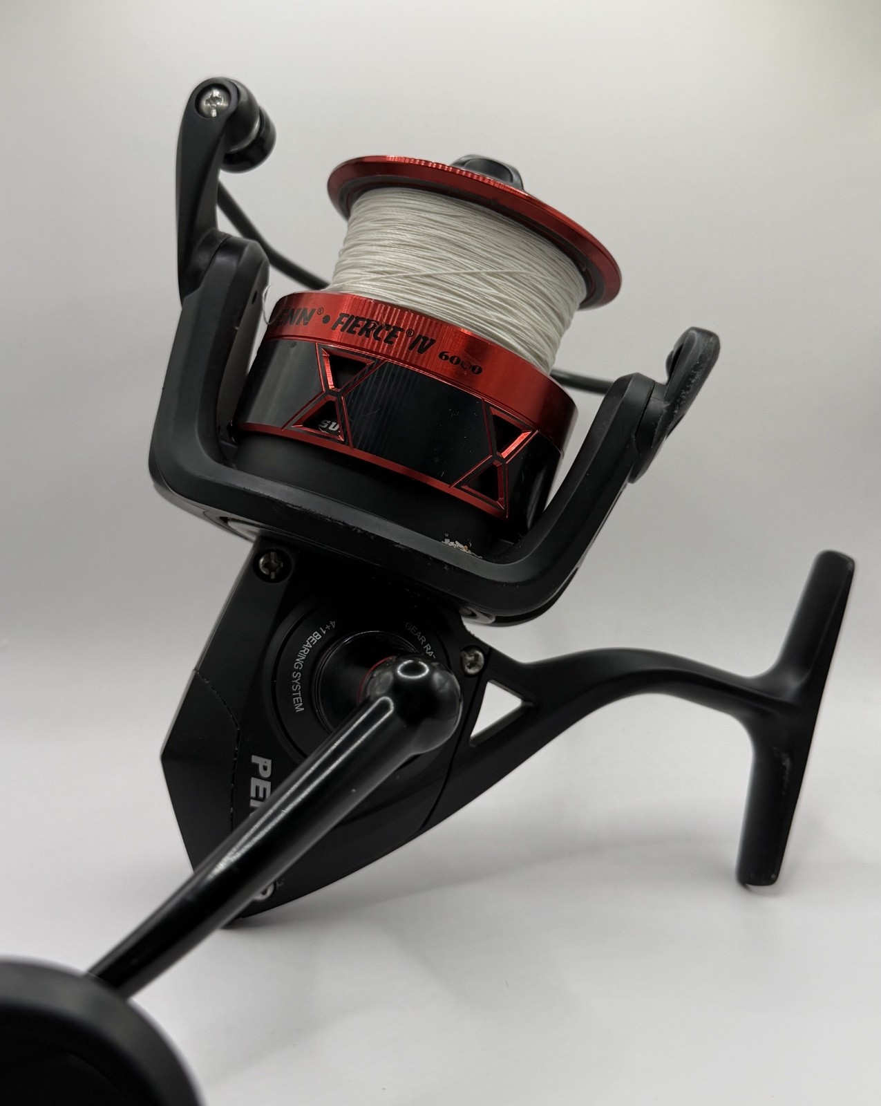 PENN FIERCE lV 6000, HS, SPINNING REEL, Gear5.6:1, Drag 25lb, 41″ per turn.JUMBO