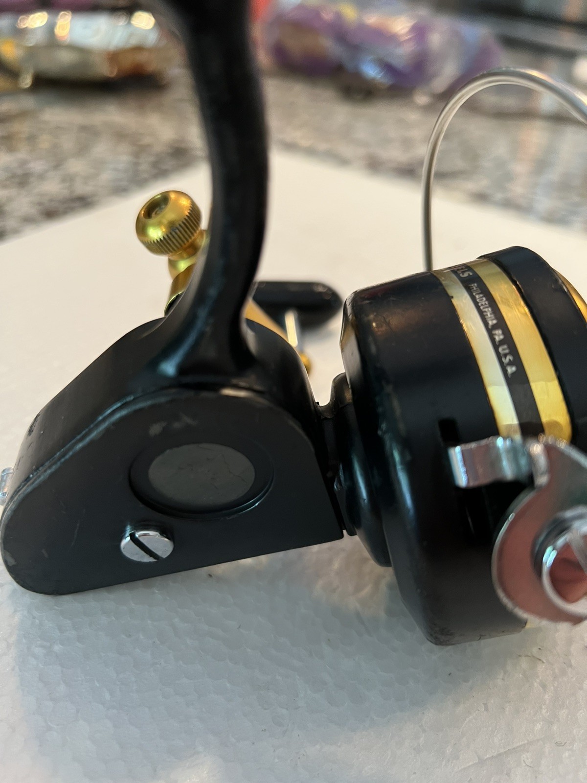 Vintage 710z spinning reel