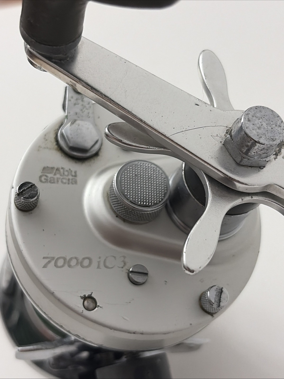 Abu Garcia 7000 IC3 Ambassadeur Fishing Reel Pre-owned Silver