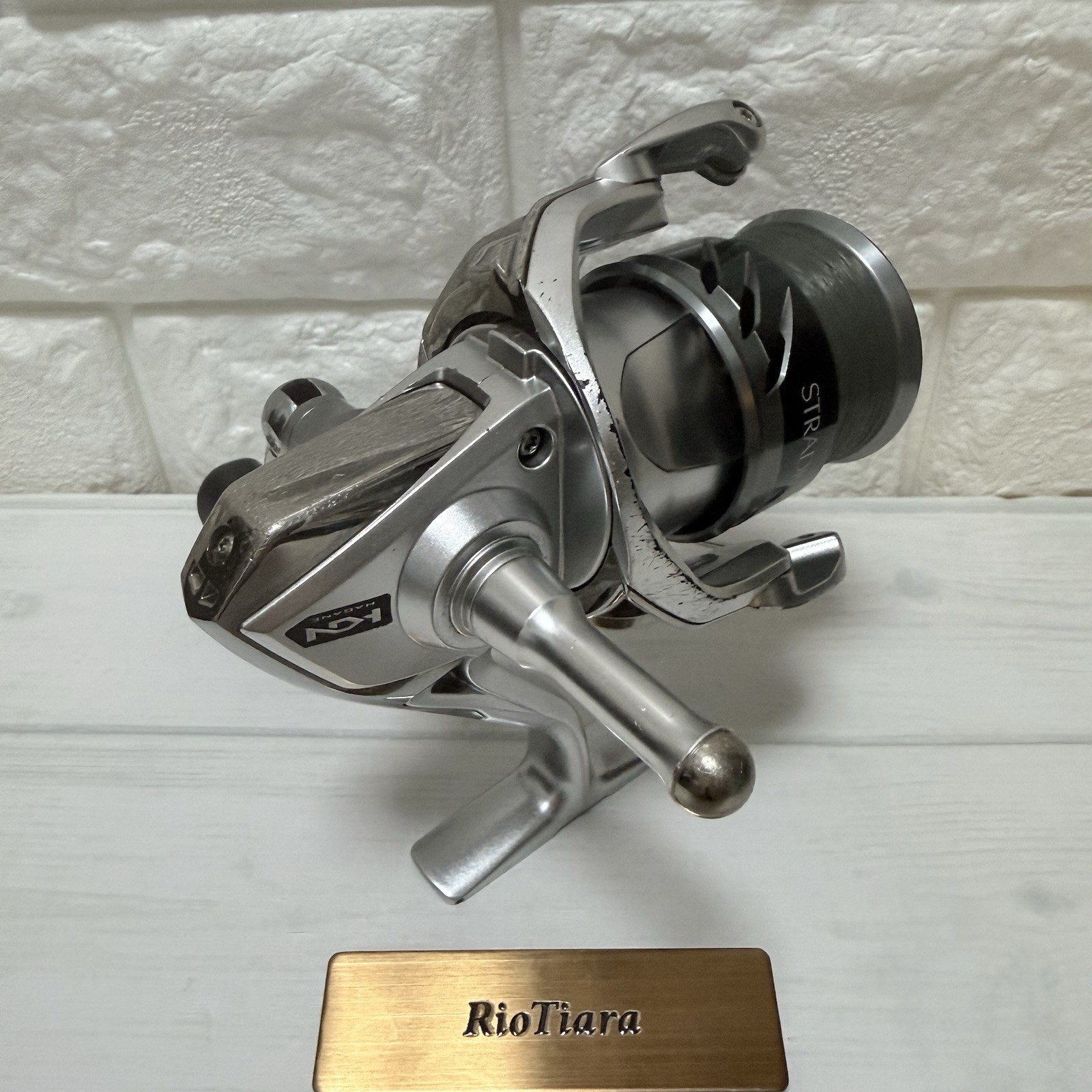 Shimano 15 Stradic 2500S Spinning Reel w/ Reel Stand Exc JDM Bass Fishing LureS