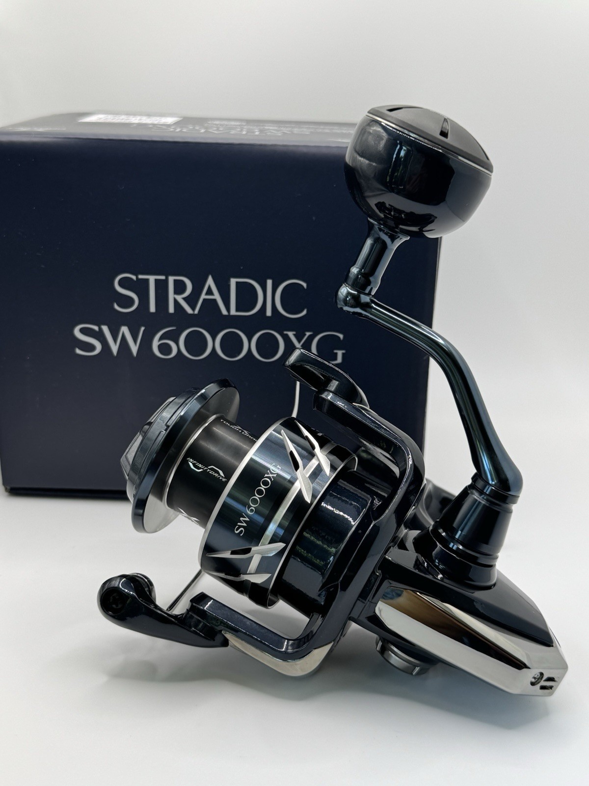 Shimano 24 Stradic SW 6000XG Spinning Reel 2024 Model w/Box “ Near Mint “ S008