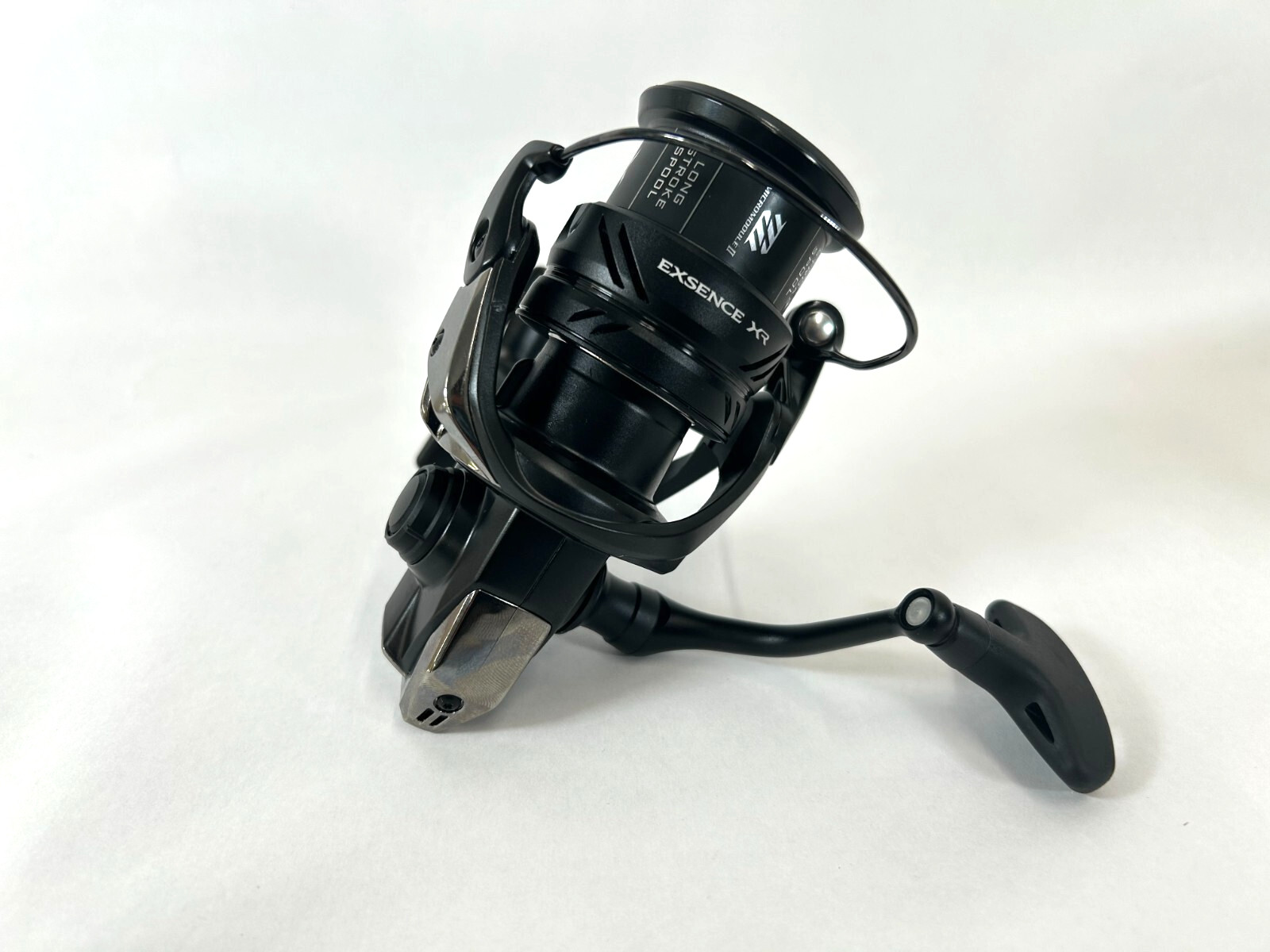 Shimano 23 EXSENCE XR C3000MHG 6.0 Spinning Reel New IN BOX