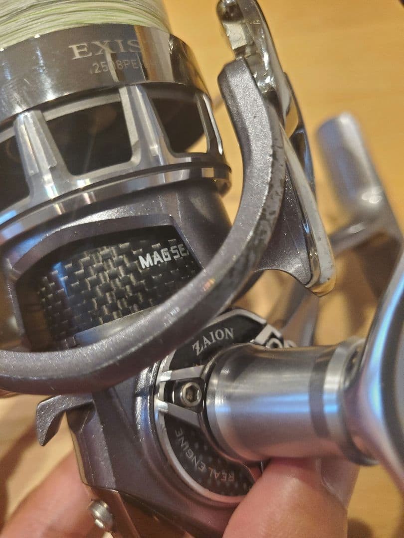 Daiwa 12 Exist 2508PE-DH Spinning Reel Japan Used