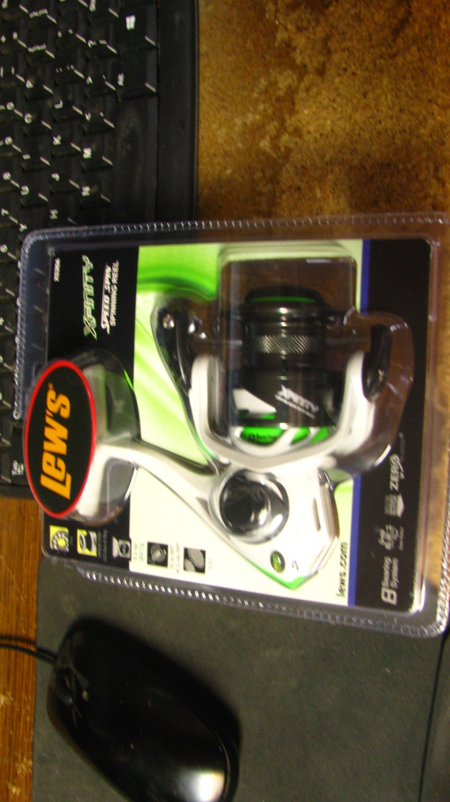 Lews „Xfinity“ spin reel, size 30, nip, 8 bearings, 6.2/1, 2 ct, free shipping