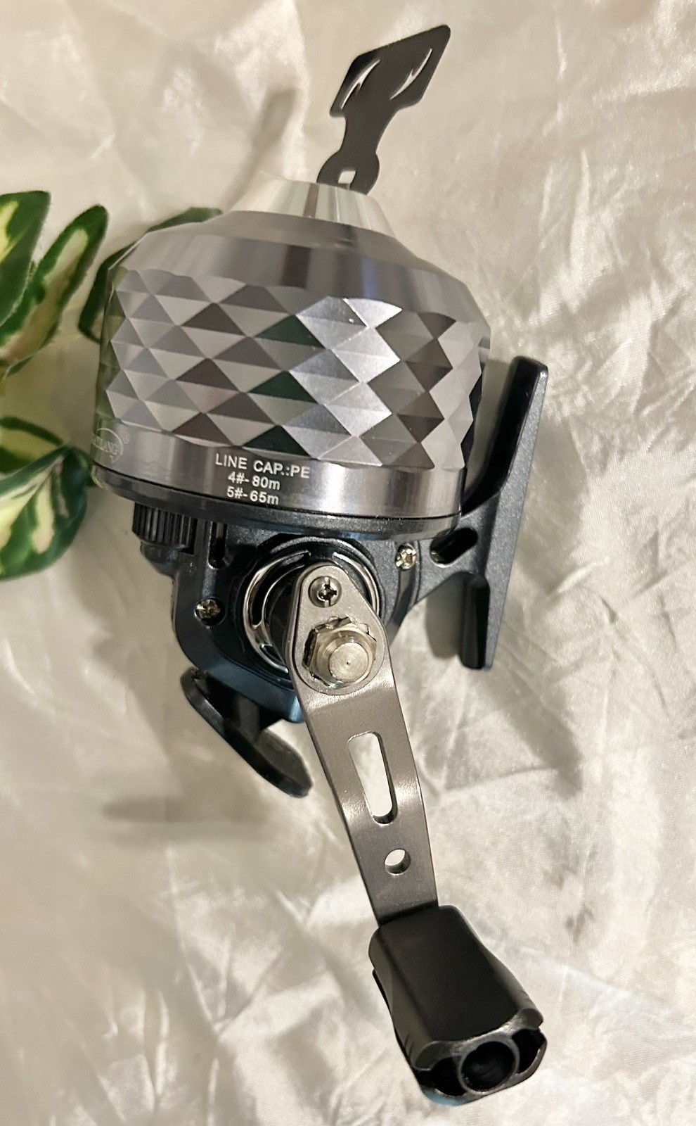 Sougayilang Diamond Texture Gunmetal Grey Spincast Fishing Reel BRAND NEW!