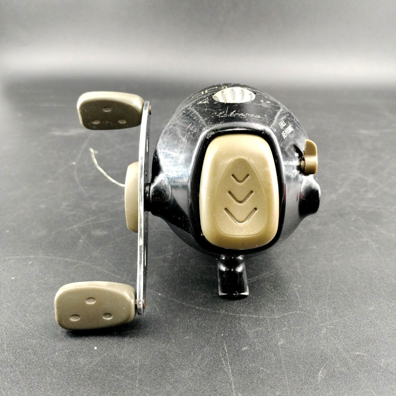 VTG Shakespeare Tiger 20 Closed Face Spin Fishing Reel LH or RH
