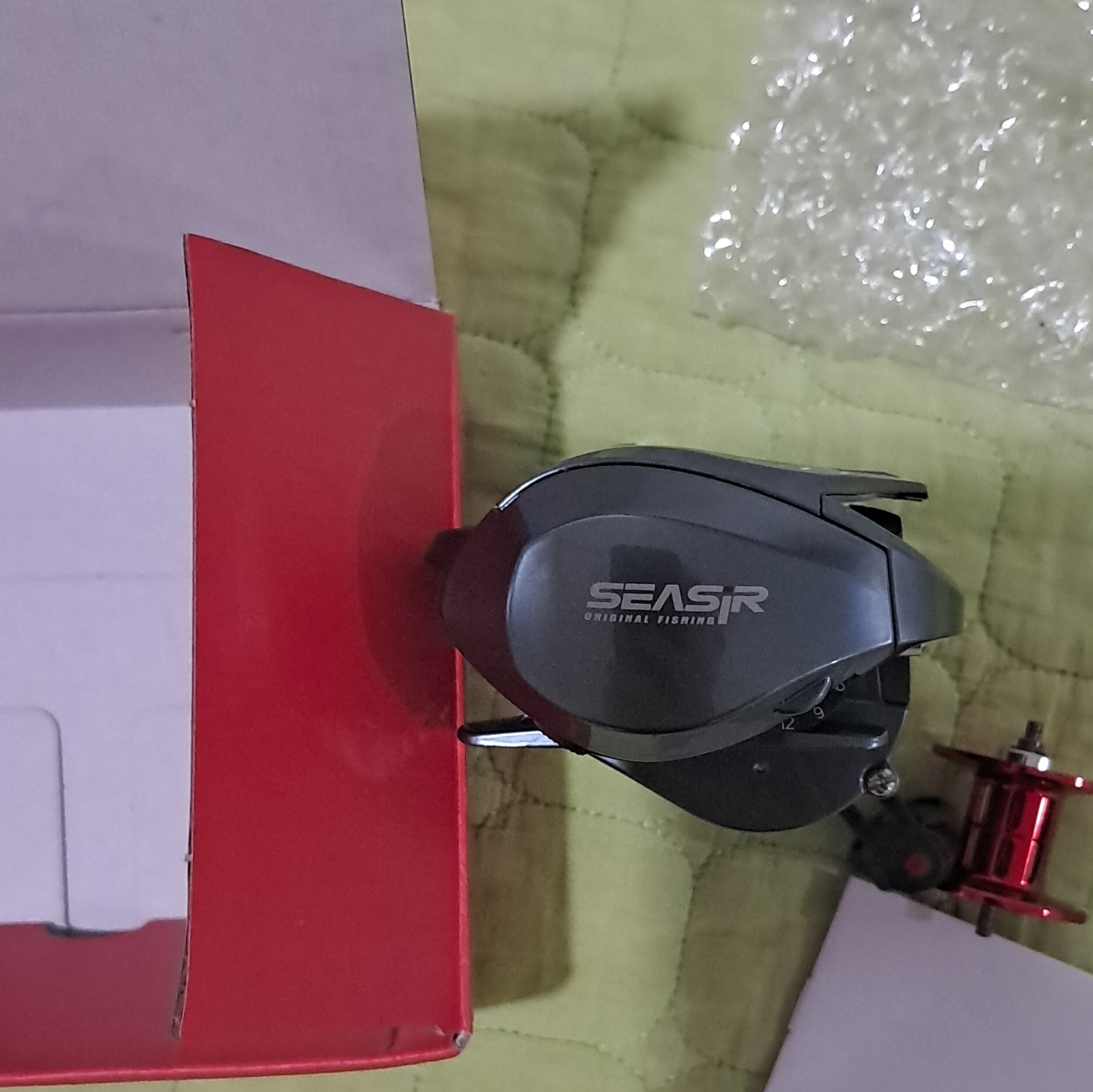 SEASIR MANSORY Baitcasting Reel Right-Hand Star Drag Gray/Red/Black w/Spool