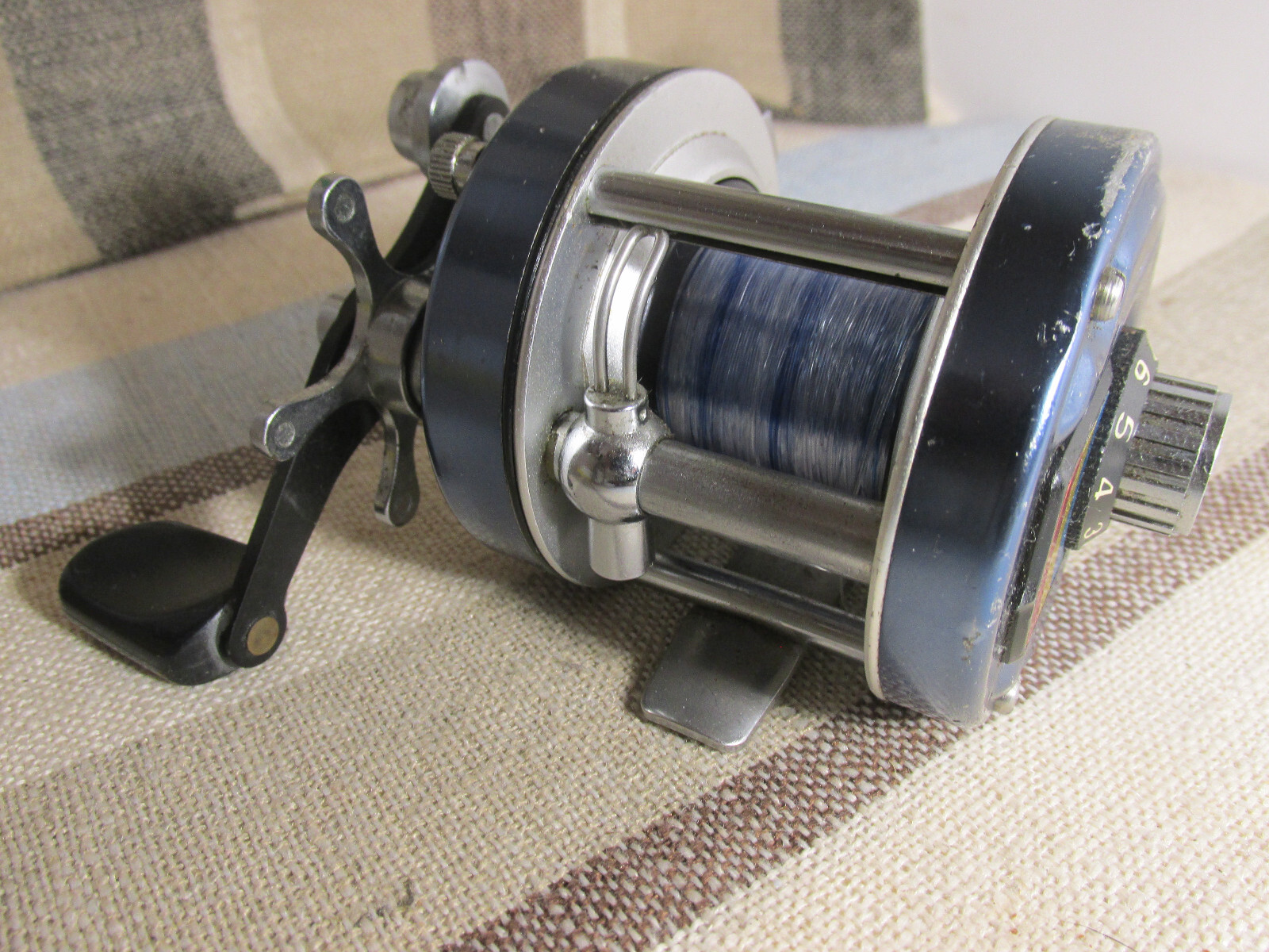 Daiwa Millionaire 3H Baitcasting Reel-5:1 Gear Ratio-Works Good