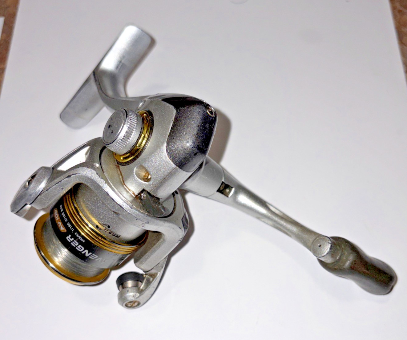 Okuma Avenger AV10b Spinning fishing reel 5.0:1 ratio 7 Bearings