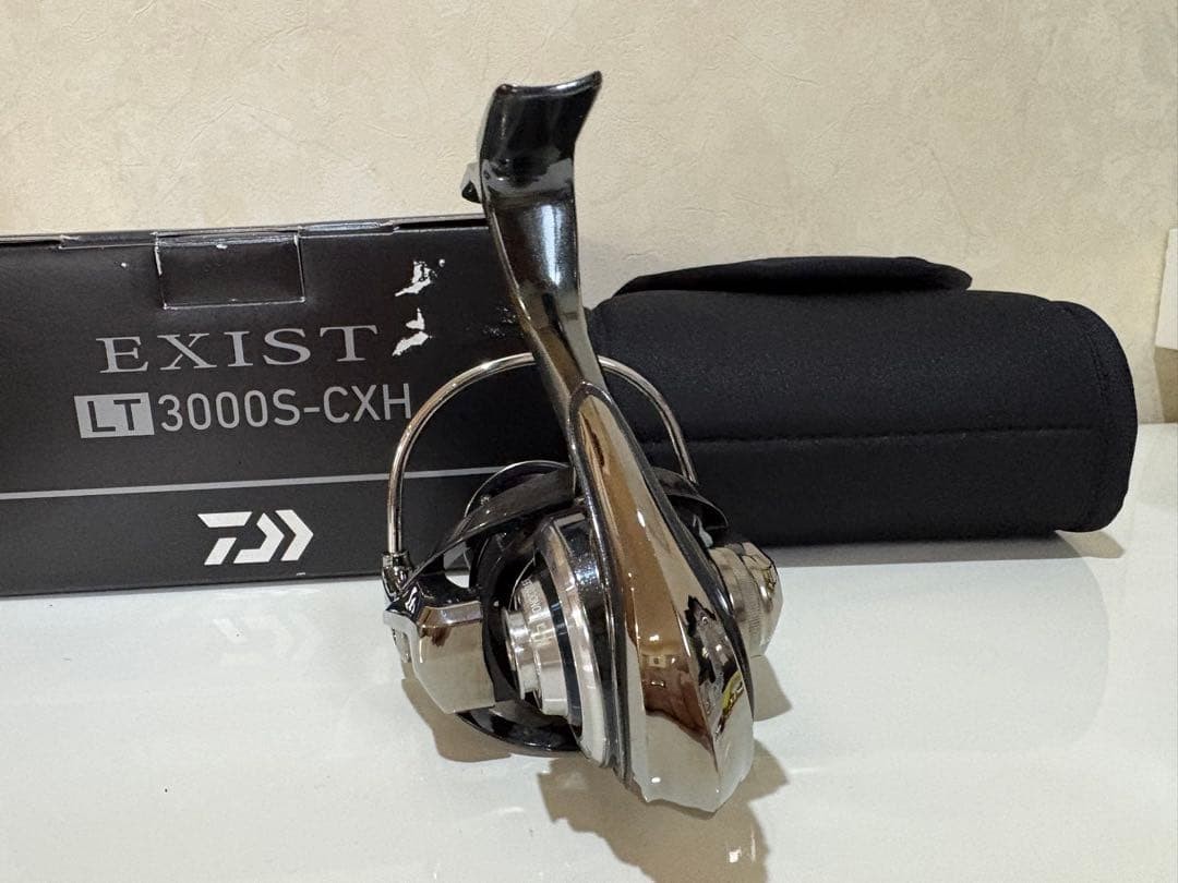 Daiwa 18 Exist LT3000S CXH body 206609