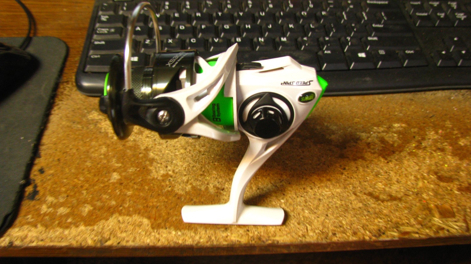 Lews „Xfinity“ spin reel, size 30, nip, 8 bearings, 6.2/1, 2 ct, free shipping