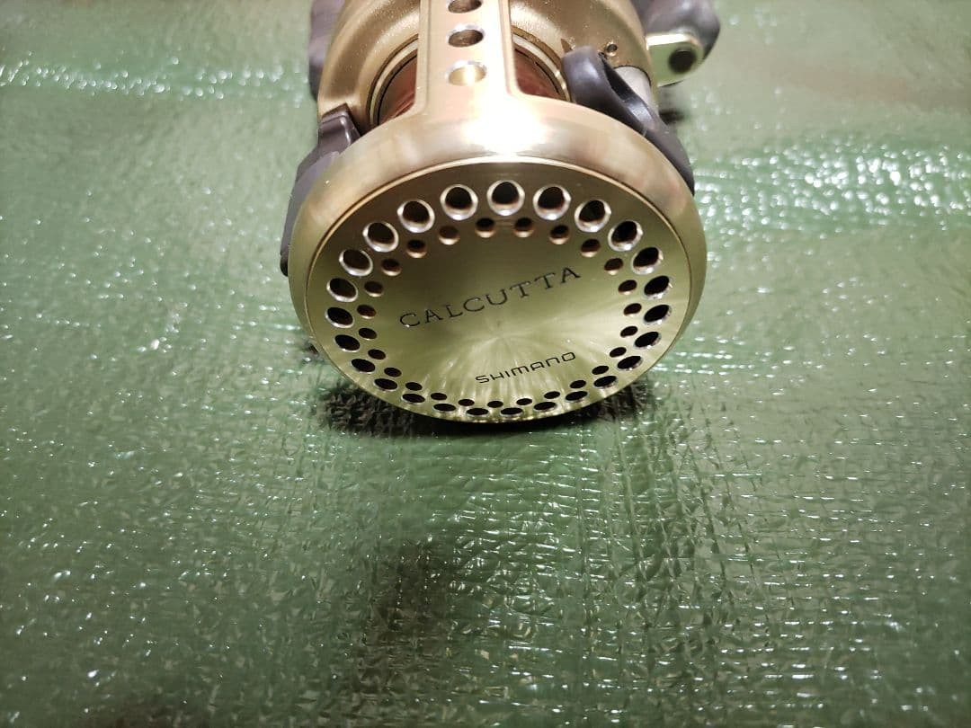 SHIMANO Calcutta Power Handle 230g 5.8:1 SVS Baitcasting Reel Used Japan
