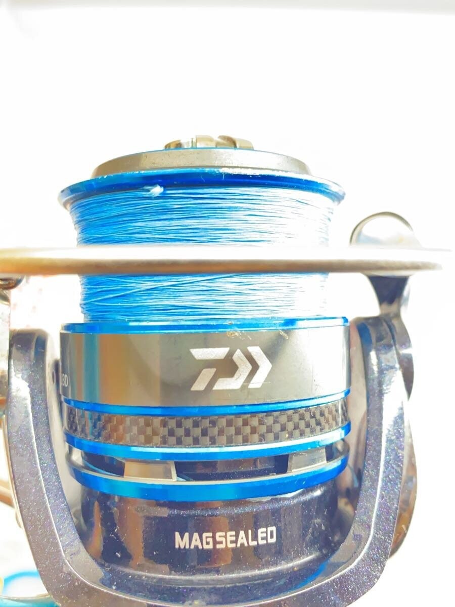DAIWA SH-LBD Fishing Reel 9cm Width 9cm Height 14cm Depth