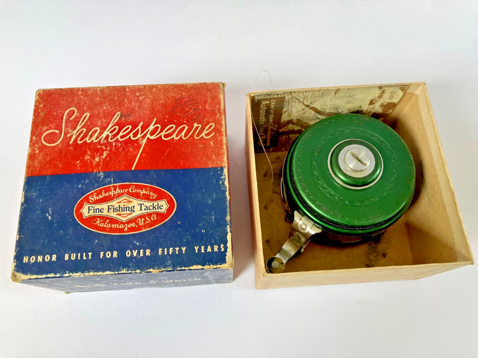 Vintage Shakespeare 1837 Silent Tru-Art Automatic Fly Reel in box w/instructions