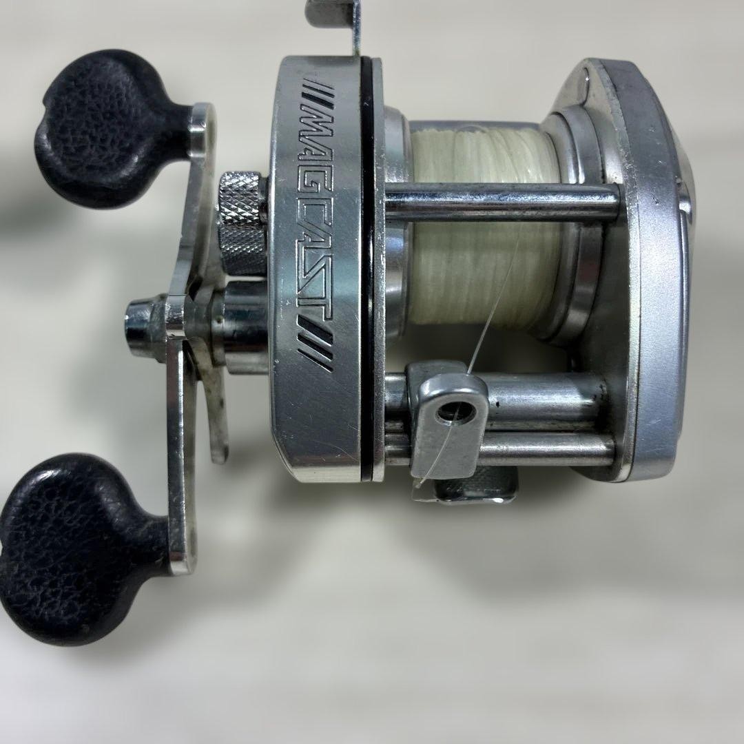 Shimano Bantam 100 MAGCAST Bait Reel Magnetic Brake System Used