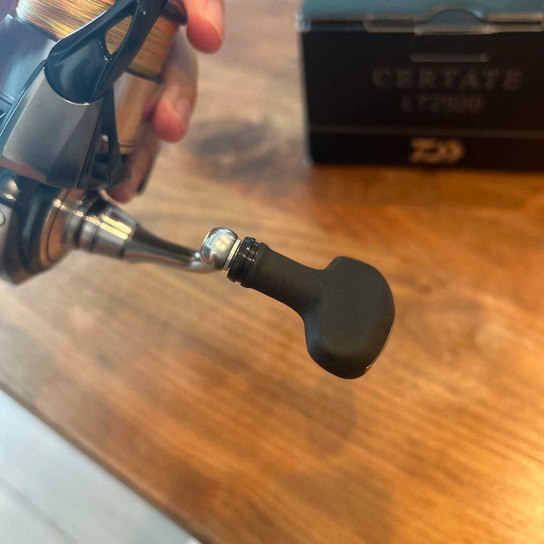 DAIWA 24CERTATE LT2500 Super beautiful item