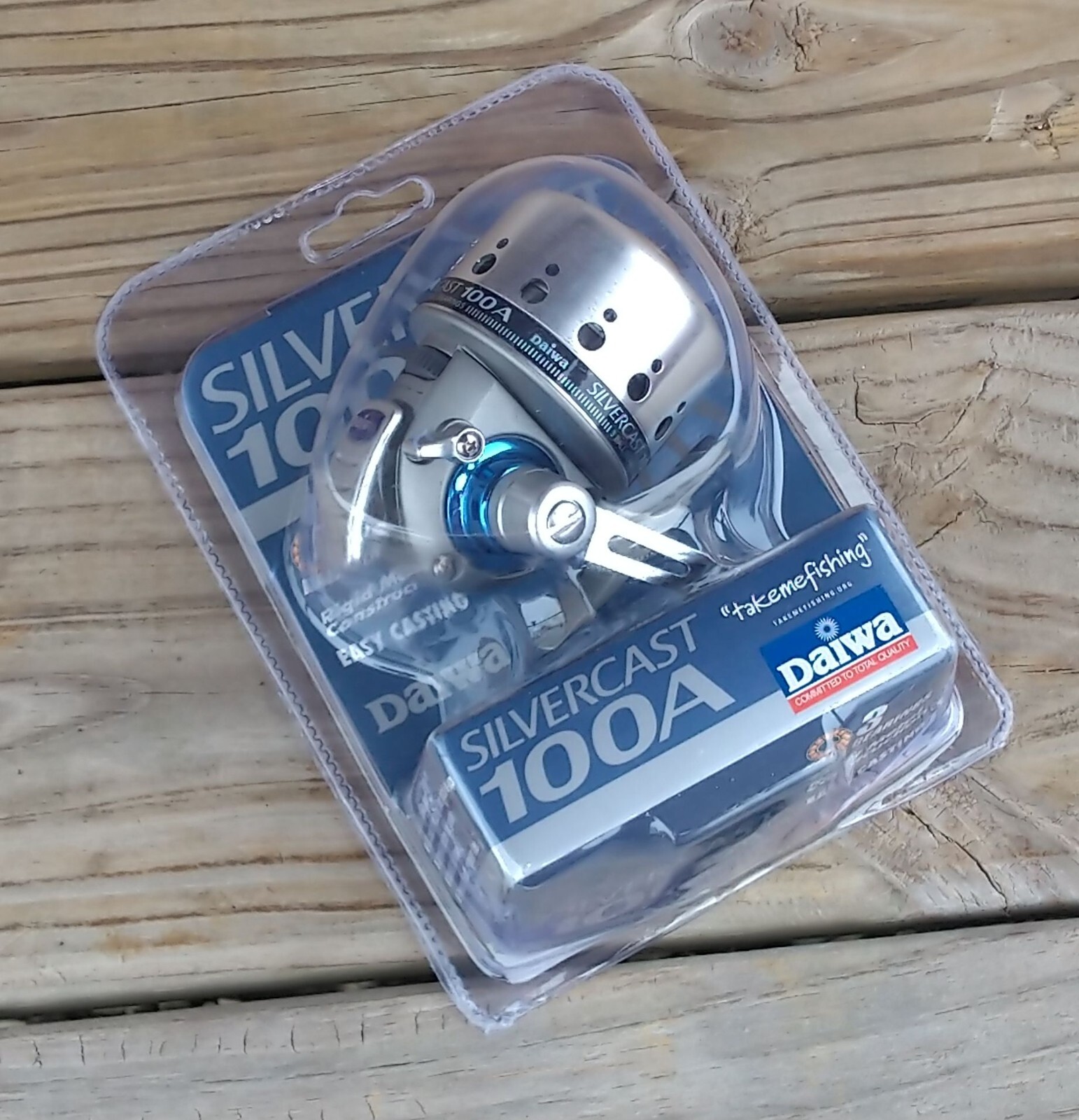Daiwa Silvercast 100 A Spincast Reel SC100A-CP Fishing Reel 4.3:1 Gear Ratio