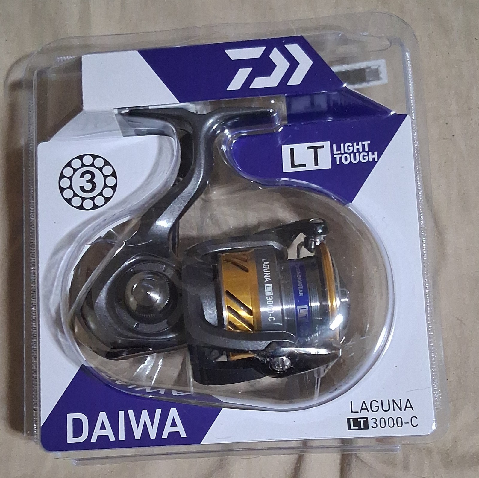 Daiwa Laguna LT 3000-C Spinning Reel 5.2:1 Front Drag 3BB 22lb Max Drag