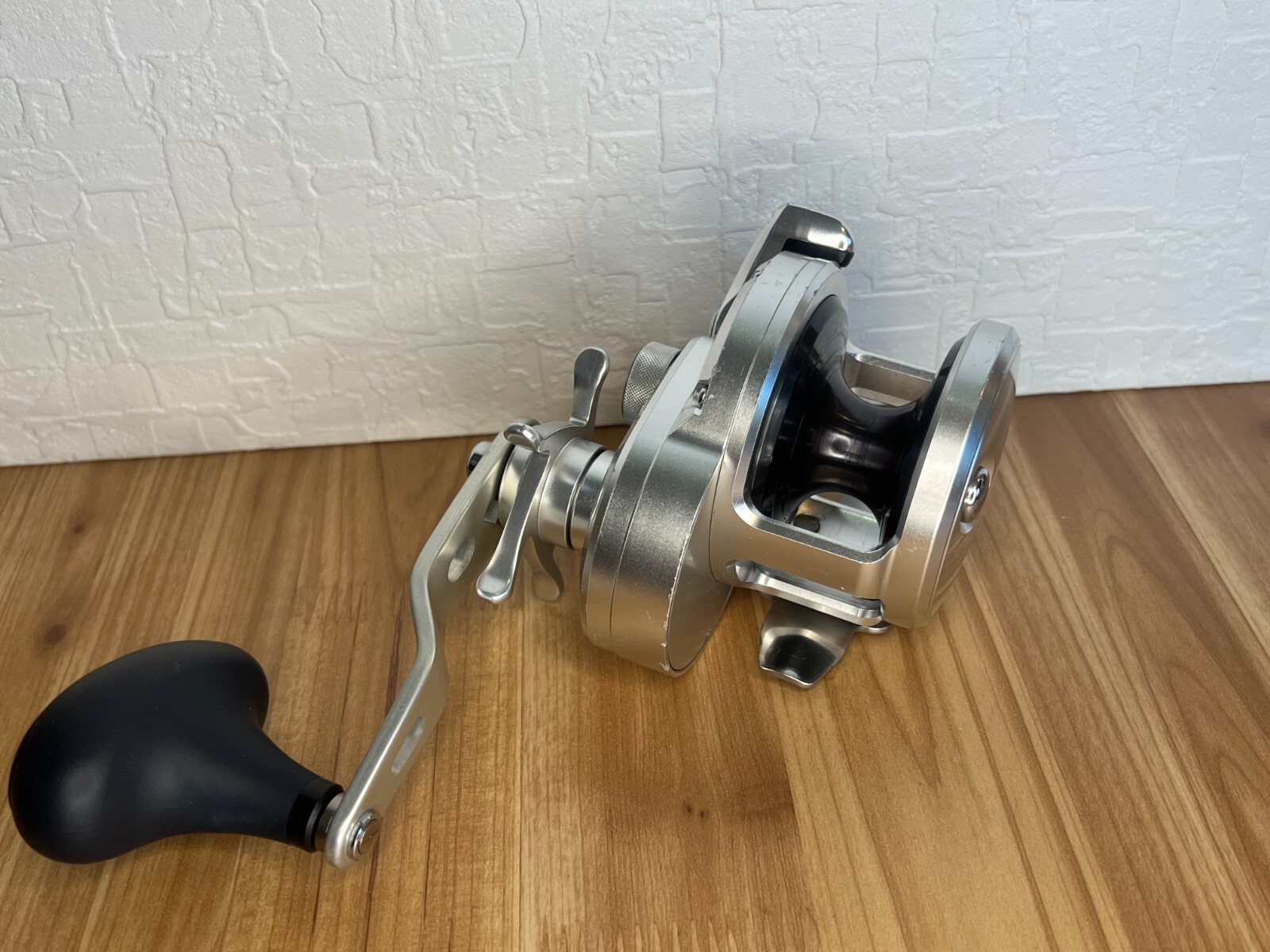 Shimano 11 Ocea Jigger 2000 NRHG Right Jigging Game Reel 6.2:1 Gear From Japan
